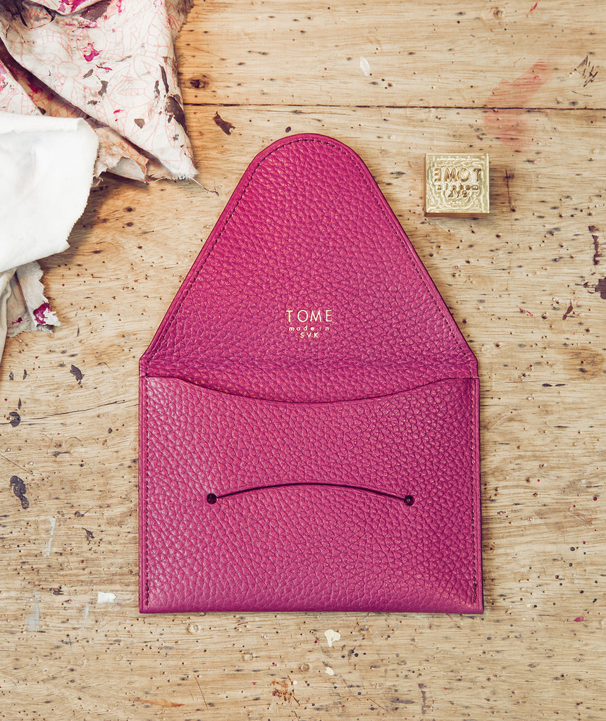 MAGENTA Lil envelope